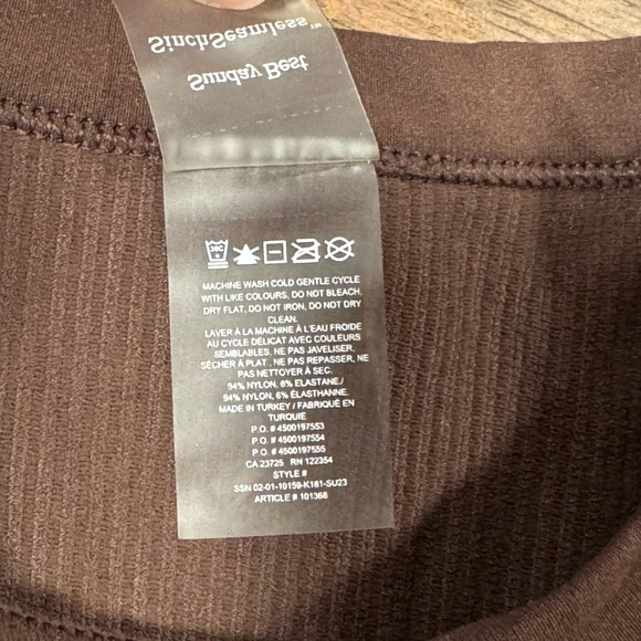 Brown Aritzia Sunday Best Ribbed T-shirt - Picture 4 of 4